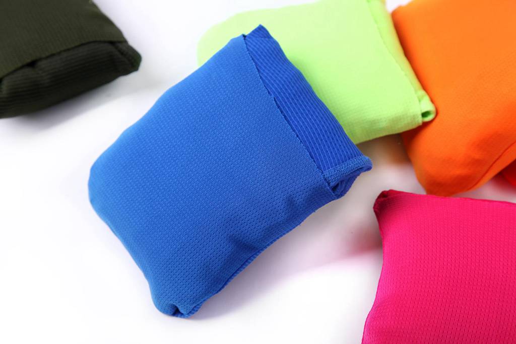 修身運(yùn)動(dòng)短袖 舒適透氣跑步訓(xùn)練速干T恤細(xì)節(jié)展示