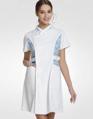 醫院白大褂定做怎么找廠家？有哪些面料可以選擇？